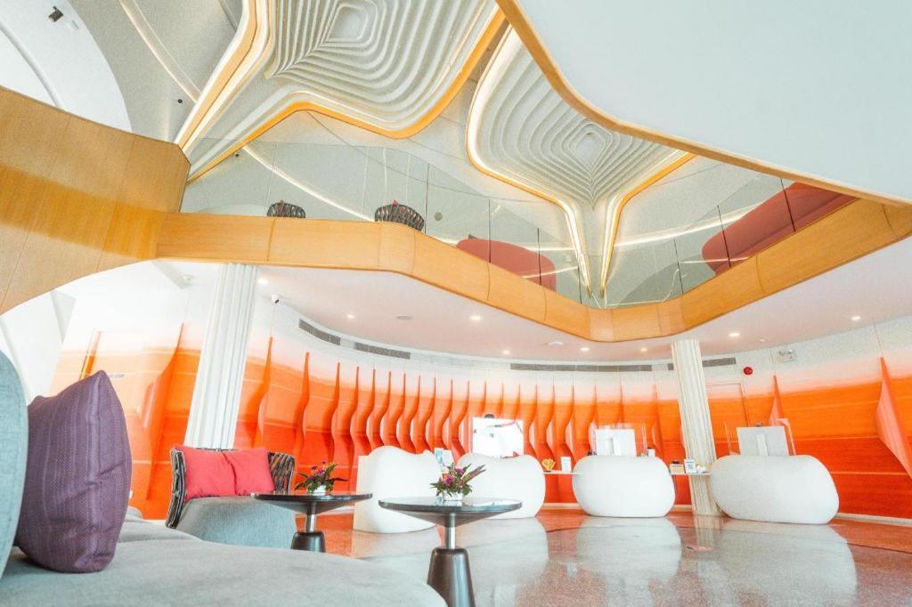 Metadee Elite Hotel Pantai Kata Bagian luar foto