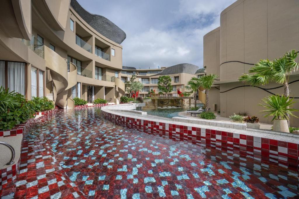 Metadee Elite Hotel Pantai Kata Bagian luar foto