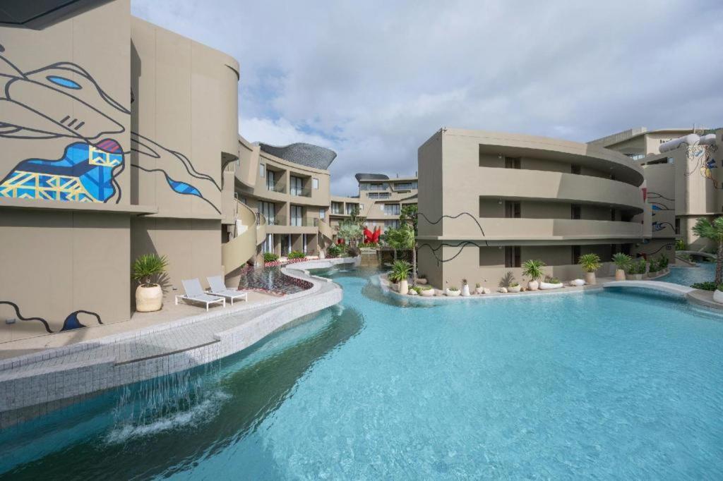 Metadee Elite Hotel Pantai Kata Bagian luar foto